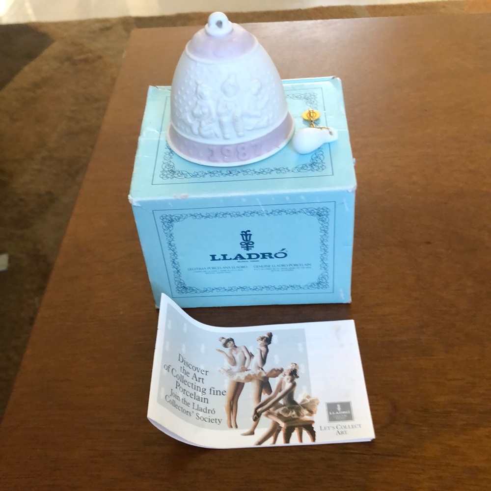 LLADRO Bell 1987
